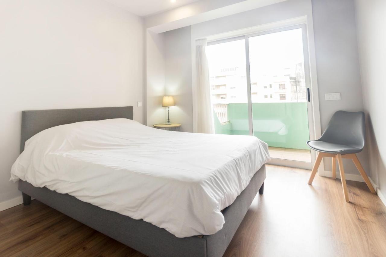 Апартаменты Guest H4U Povoa Praca Joao 23 Повуа-ди-Варзин Экстерьер фото